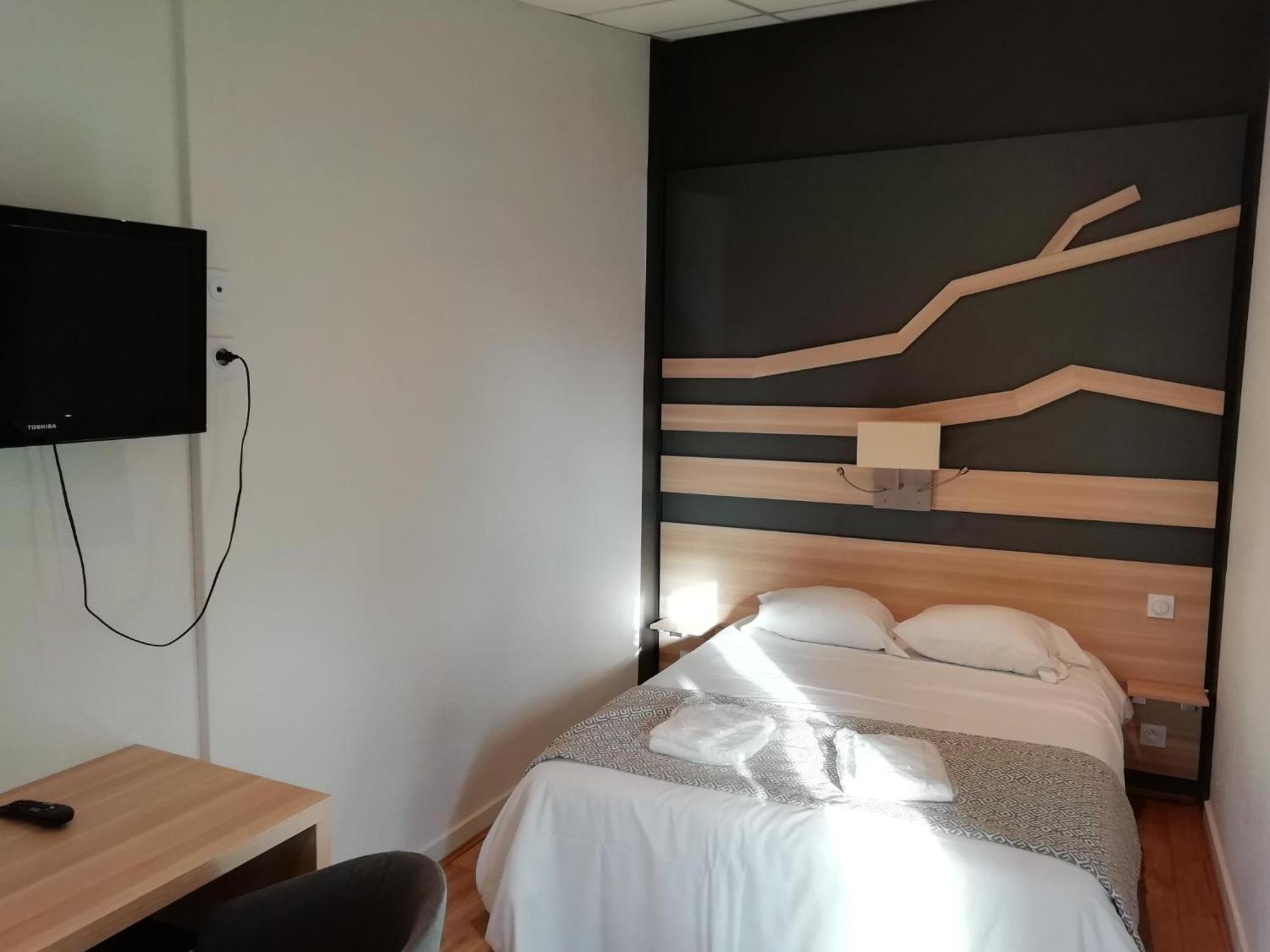 Vvf Aveyron Najac Hotel Bagian luar foto